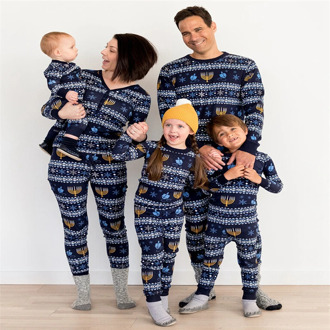 Christmas Family Pajamas Set Candle Light Print Family Matching Outfits Mom Dad Kids Baby Pj Set Xmas Sleepwears Loungewear