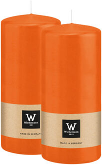 Cilinderkaars/stompkaars - 2x - oranje - 15 x 7 cm - 63 branduren