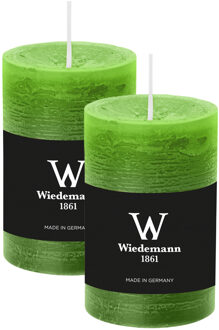 Cilinderkaars/stompkaars - 2x - rustieke kaars - lichtgroen - 6 x 9 cm - 30 branduren