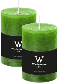 Cilinderkaars/stompkaars - 2x - rustieke kaars - lichtgroen - 7 x 10 cm - 43 branduren