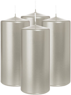 Cilinderkaars/stompkaars - 4x - metallic zilver - 15 x 7 cm - 63 branduren