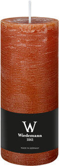 Cilinderkaars/stompkaars - rustieke kaars - cognac bruin - 7 x 16 cm - 66 branduren