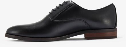 Clarks Banstead Kant Zwarte Leren Schoenen
