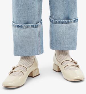 Clarks Daiss 30 Glanzend Ivoor Patenten Schoenen Wit