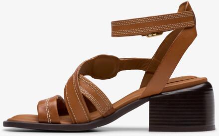 Clarks Morwyn Strap Tan Leren Sandalen Bruin