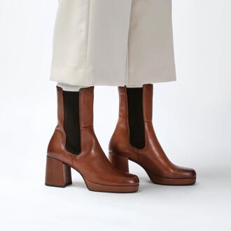 Clarks Pique Up Donkere Tan Lea Boots Bruin