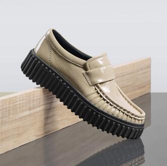 Clarks Torhill Mocc Beige Patenten Schoenen - EU 38.5 / UK 5.5