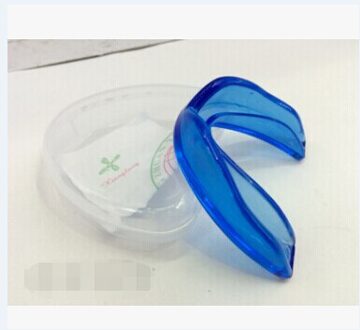 CLEAR Gum Shield Tanden Protector Mouth Guard Stuk Rugby Voetbal Boksen MMA Blauw