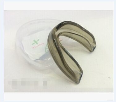 CLEAR Gum Shield Tanden Protector Mouth Guard Stuk Rugby Voetbal Boksen MMA zwart