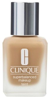 Clinique Superbalanced Makeup