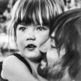 Columbia Deadbeat - Tame Impala