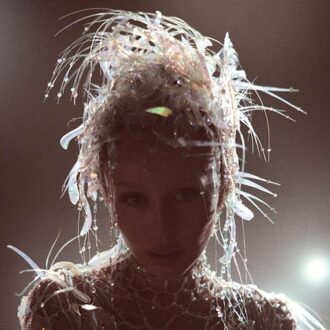 Columbia Something Beautiful - Miley Cyrus