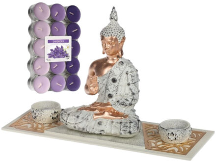CONCORDE Boeddha beeld voor binnen 33 cm met 30x geurkaarsen lavendel
