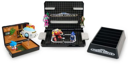Console Heroes Sega Mega Drive Console & Sonic The Hedgehog Supervillain Bundle Diorama