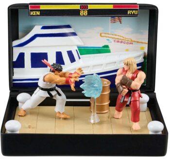 Console Heroes Sega Mega Drive Street Fighter II Ken Stage Diorama