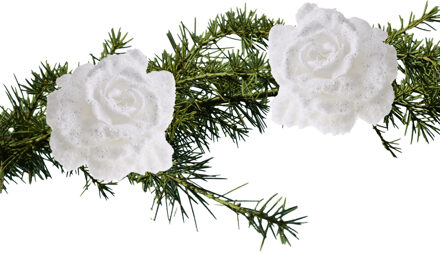 Cosy&Trendy 2x stuks kerstboom bloemen op clip wit en besneeuwd 10 cm