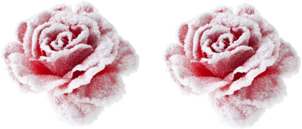 Cosy&Trendy decoratie bloemen - 2x stuks - roos - rozen - roze met sneeuw - op clip - 15 cm - kers