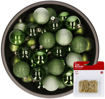Cosy&Trendy Kerstballen - 48x st - donkergroen - 6 cm - kunststof - met kerstbalhaakjes goud