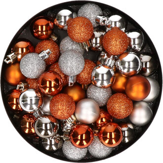 Cosy&Trendy Kleine kunststof kerstversiering 40x stuks set en 3 cm kerstballen in het zilver en oranje - Kerstbal