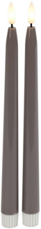 Countryfield LED dinerkaarsen - 2x st - grijs - 28 cm - met afstandsbediening