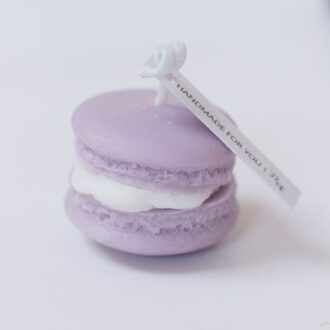 Creatieve Handgemaakte Wax Kleine Macarons Geurkaarsen Leuke Verjaardag Met Hand Schieten Props Slaapkamer Decoratie Party paars