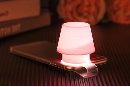 Creatieve Kleine Tafellamp Siliconen Mobiele Telefoon Beugel Nachtlampje Lampenkap multifunctionele Bladwijzer Slaapkamer Bed LED Roze