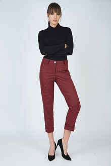 Cropped Tapered Pants met Turn-Ups Rood