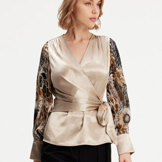 Cross Heart Top met bloemenprintmouwen - maat Beige