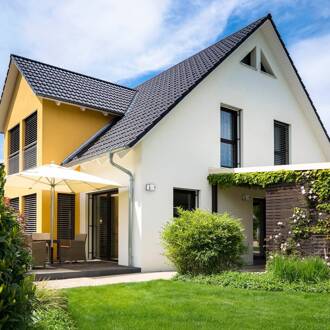 Cubische buitenwandlamp Cubo, mat roestvrij staal roestvrij staal mat, opaal