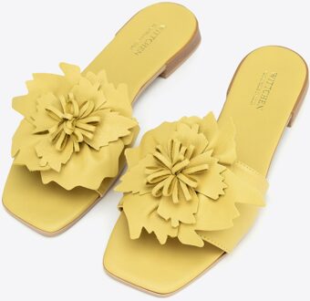 Dames leren slippers met decoratieve gele bloemen, natuurlijk leer Geel