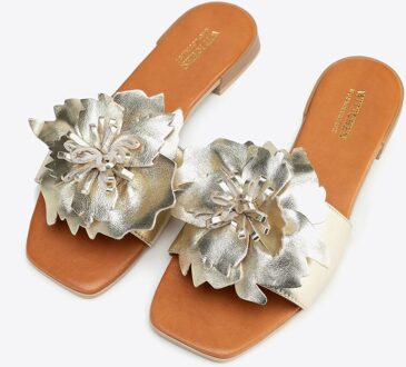 Dames leren slippers met decoratieve gouden bloemen, natuurlijk leer - maat