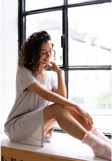 Dames nachthemd korte mouw gestipt - maat M Grijs