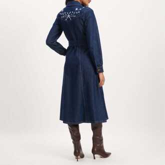 Dames Nobodys Child Paso Bloemige Geborduurde Midi-jurk in Denim Blauw