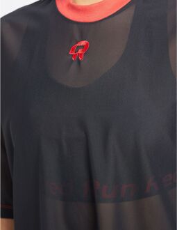 Dames-T-shirt Red Run Inky Oversized Net in Zwart - maat