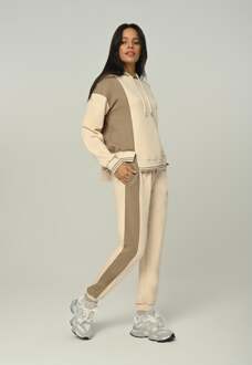 Dames trainingspak Lady Boss met print Ecru - S