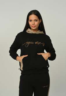 Dames Trainingspak met You Are Enough borduursel Zwart
