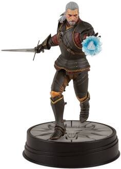 Dark Horse Witcher 3 Wild Hunt PVC Statue Geralt Toussaint Tourney Armor 20 cm