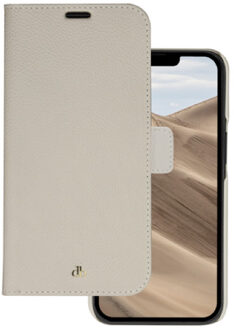 dbramante1928 New York Slim case iPhone 14 Pro Sand Dune Bruin