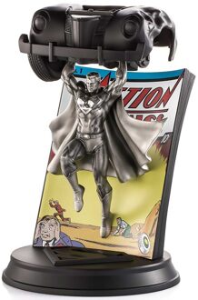 DC Comics Action Comics #1 Limited Edition Superman Tinnen Beeldje - 800 Stuks Wereldwijd