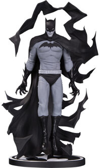DC Comics: Batman Black and White Statue by Becky Cloonan