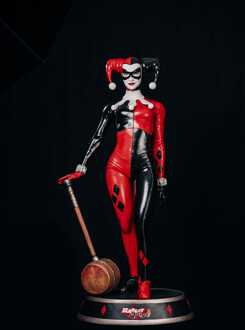 DC Comics Life-Size Statue Harley Quinn 196 cm