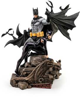 DC Comics Statue 1/4 Batman & Catwoman Reunion 67 cm