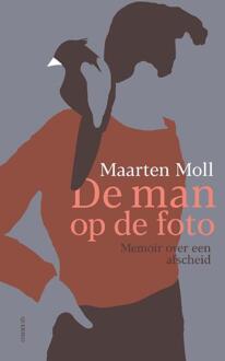 De man op de foto -  Maarten Moll (ISBN: 9789021489681)