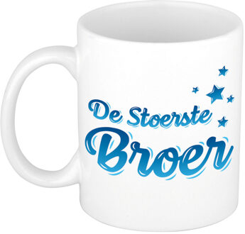 De stoerste broer cadeau mok / beker wit en blauw - verjaardag broer / broertje - feest mokken