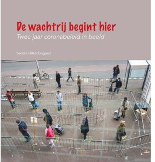 De Wachtrij Begint Hier - Sandra Uittenbogaart