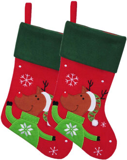 Decoratie kerstsokken - 2x - rood - met rendier - H45 cm - polyester