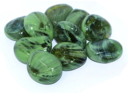 Decoratie stenen/kiezelstenen/edelstenen - groen - 250 gram/2 a 3 cm - klein formaat