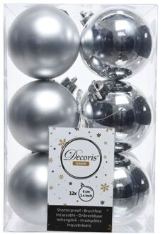 Decoris 12x Kunststof kerstballen glanzend/mat zilver 6 cm kerstboom versiering/decoratie - Kerstbal Zilverkleurig
