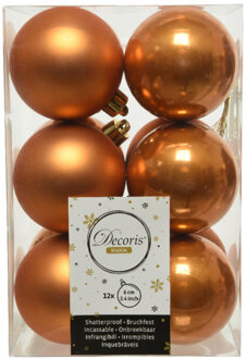 Decoris 12x stuks kunststof kerstballen cognac bruin (amber) 6 cm glans/mat