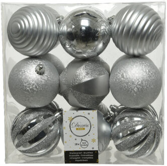 Decoris 18x stuks kunststof kerstballen zilver 8 cm met luxe afwerking - Kerstbal Zilverkleurig